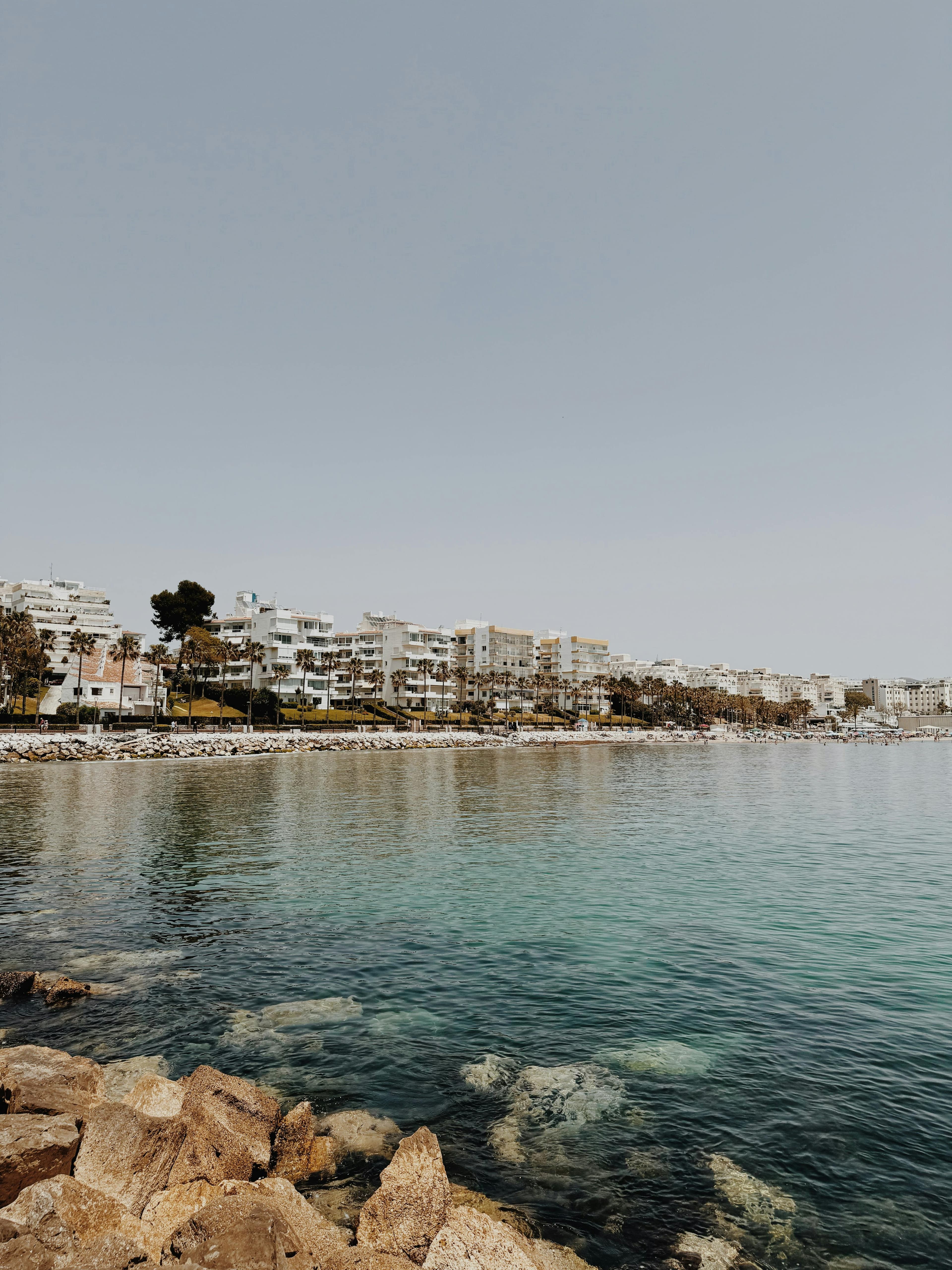 Costa del Sol kustlijn — modelo 720 buitenlands vermogen Spanje
